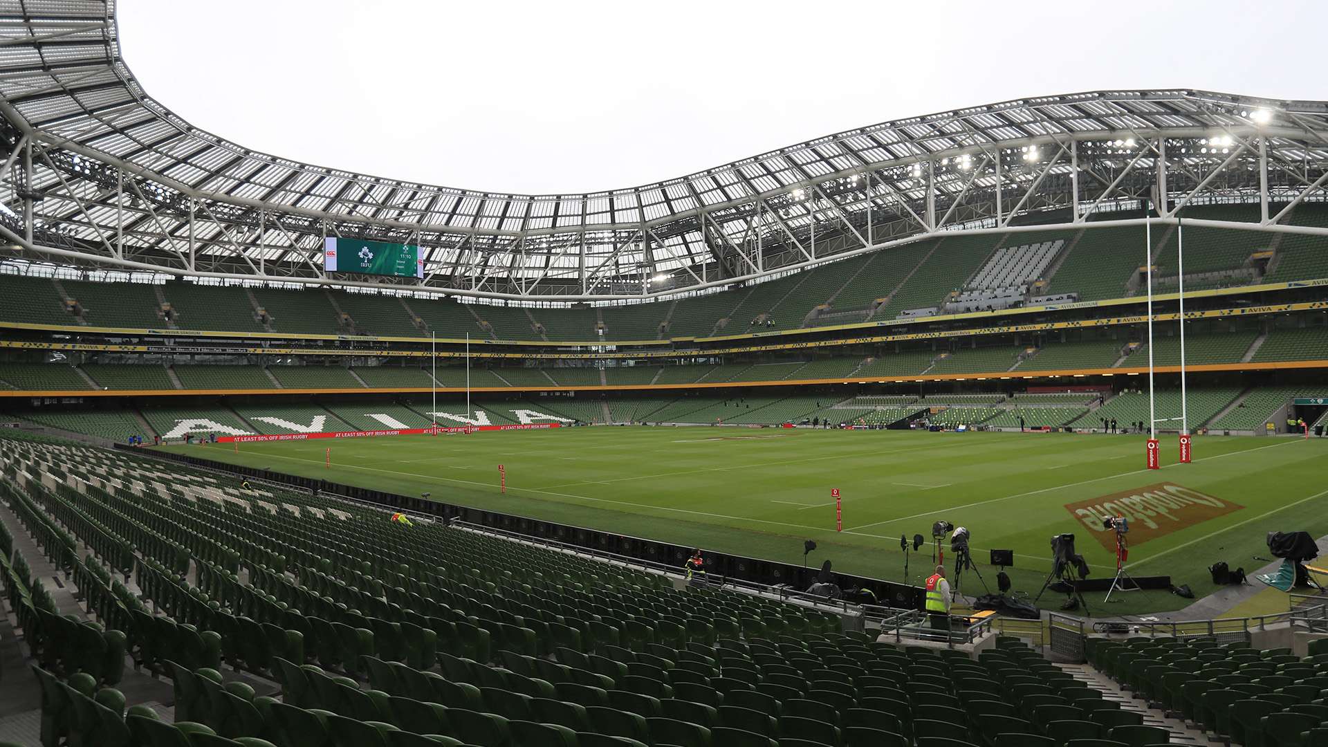 使得他们在 使得他们在